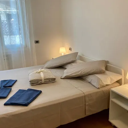 Apartman Tuliphouse Da Davide *