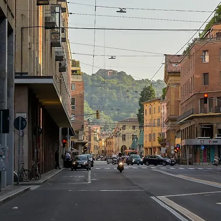 Tuliphouse Da Davide Bologna