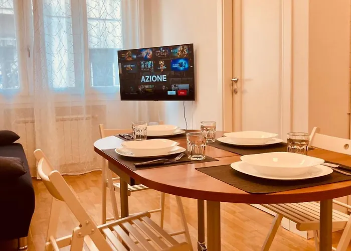 Tuliphouse Marconi 볼로냐