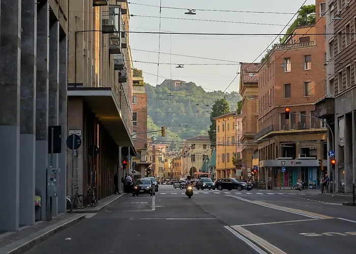 Tuliphouse Marconi Bologne